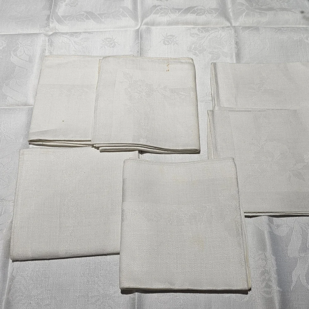 Elegant White Cloth Napkins